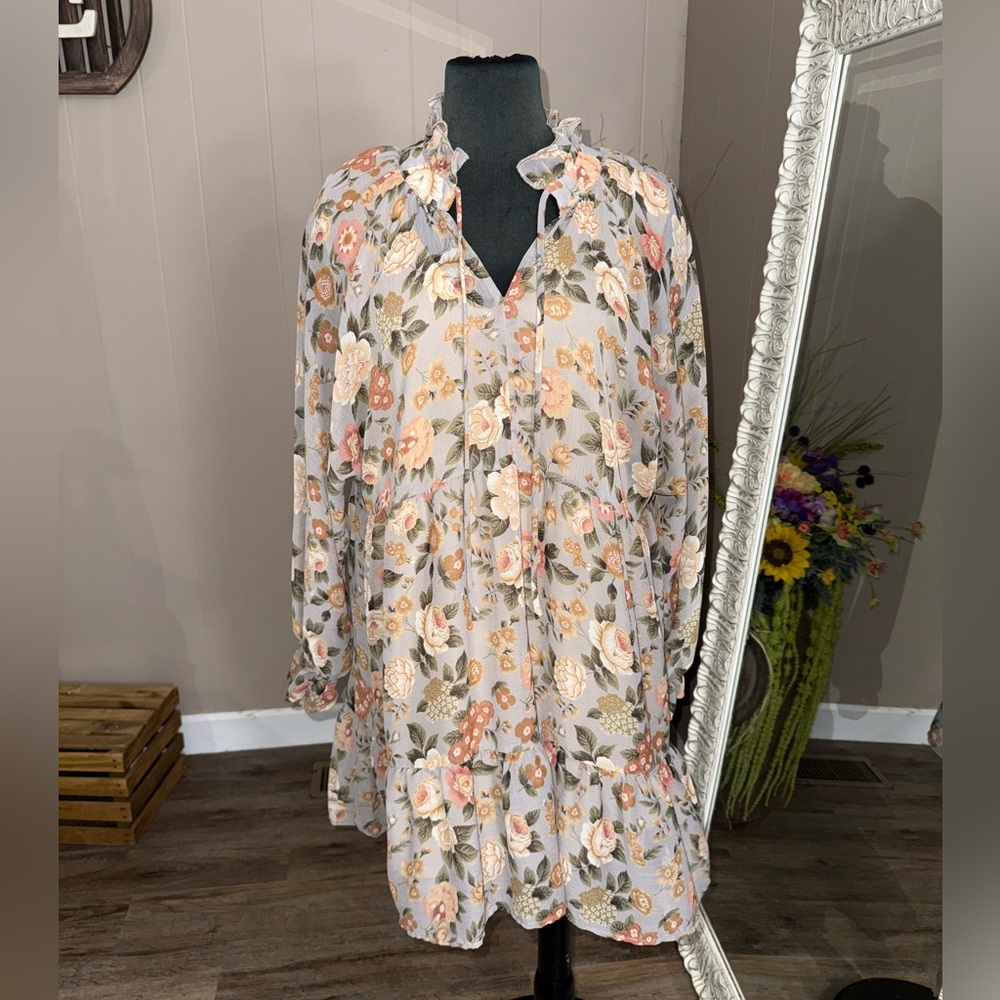 Dress Forum • Floral Long Sleeve Tiered Dress